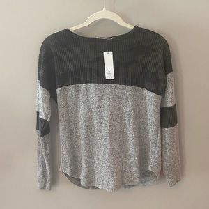 Jolie from Francesca’s shirt XXS - new